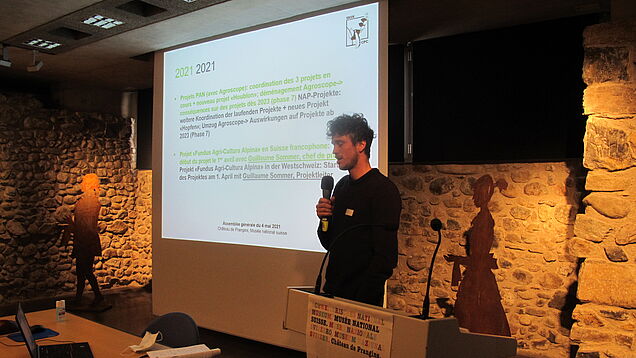 Guillaume Sommer stellt sich und das Projekt Fundus Agri-Cultura Alpina vor. Quelle: SKEK